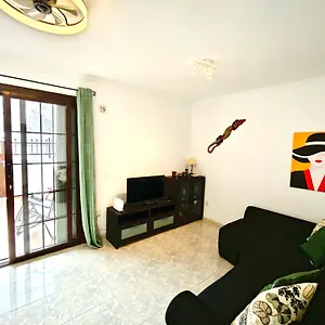 https://la-conejita-del-puerto.puertodelcarmen-hotels.org